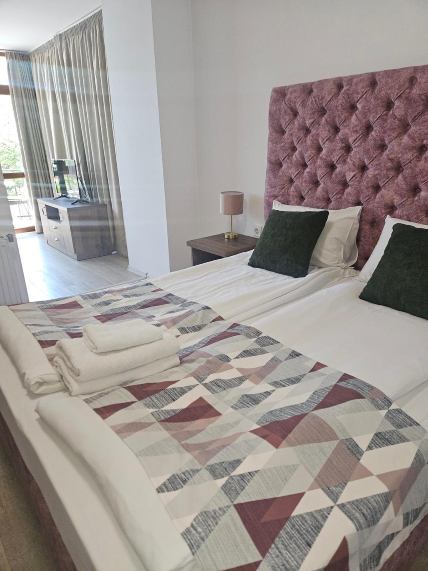 Priyateli - Friends Hotel Veliko Tarnovo Ngoại thất bức ảnh