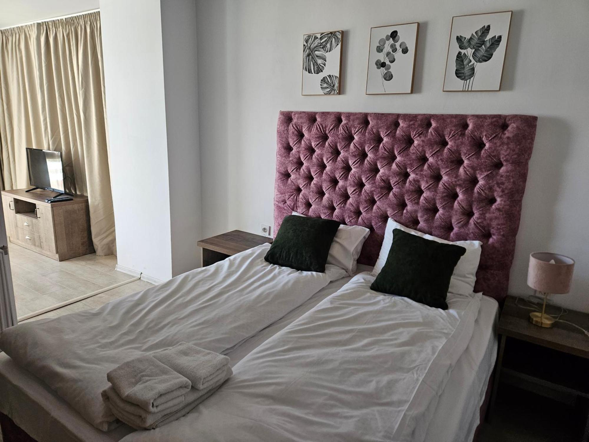 Priyateli - Friends Hotel Veliko Tarnovo Phòng bức ảnh